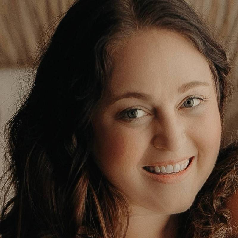 Raulie Berthold’s professional headshot. 