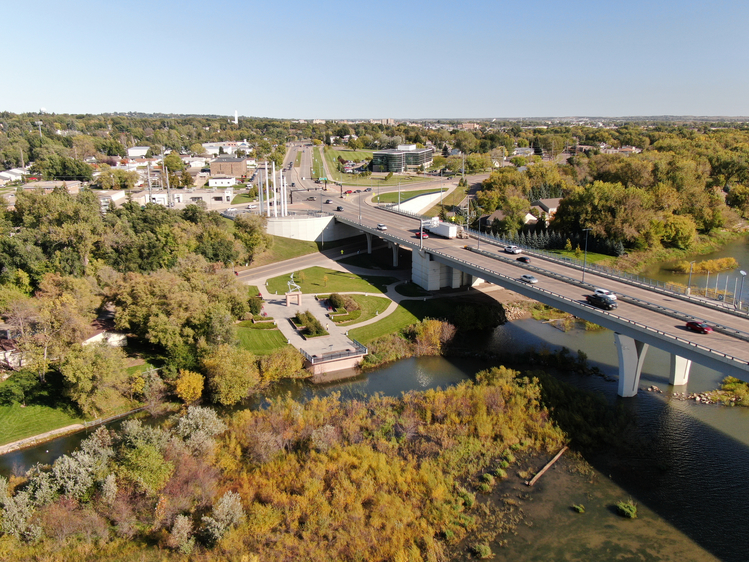 memorial bridge